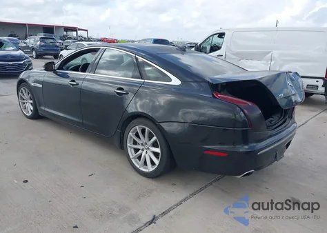 2013 Jaguar Xj z USA, uszkodzony, nr VIN SAJWJ1CD0D8V48391